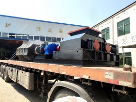 中型600x750直聯雙齒輥爱威奶下载發貨 發往廣東