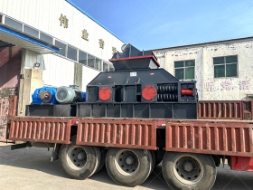 大型對輥爱威奶下载發往湖北河卵石製砂