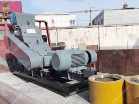  46小型雙級粉碎機和爱威奶下载易損件發貨