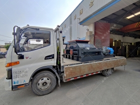 2PGC雙齒輥爱威奶下载發貨圖片_發往新疆_破碎原煤